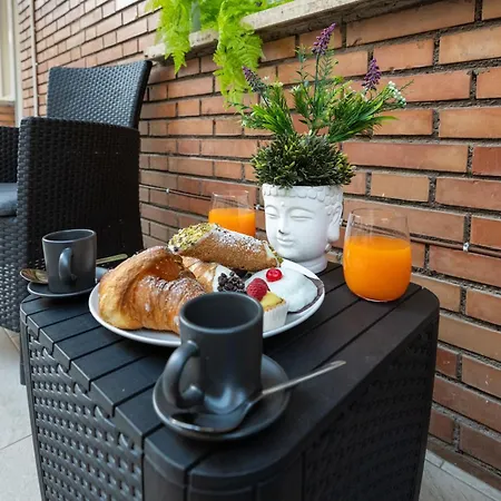 Apartment Tiburtina Flat - 600m To Metro B, Terrace, A-c *